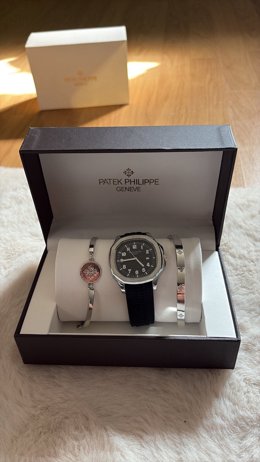 Patek Philippe Geneve horloge +armanden, Handtassen en Accessoires, Horloges | Heren, Polshorloge, Overige materialen, Nieuw, Zilver