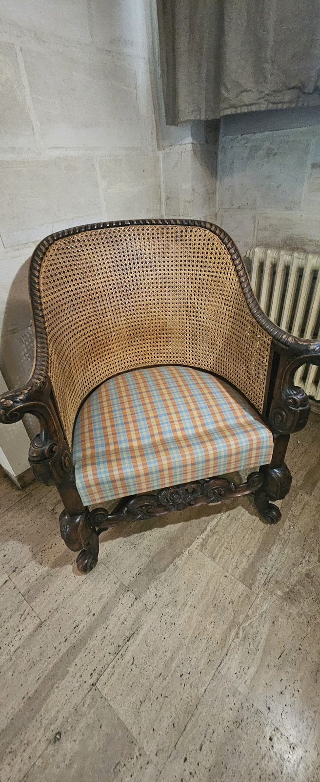 Fauteuil très ancienne, Animaux & Accessoires, Enlèvement, Utilisé