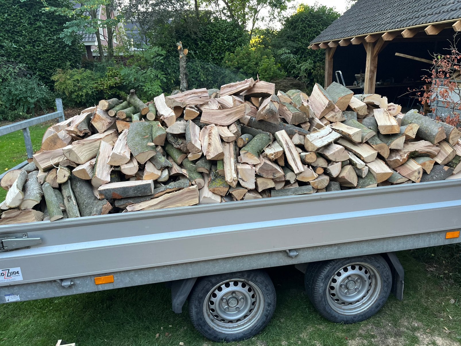 Ruim 4m3 gestapeld beukenhout = 5,6 m3 los gestort, Tuin en Terras, Brandhout, Ophalen, Beukenhout