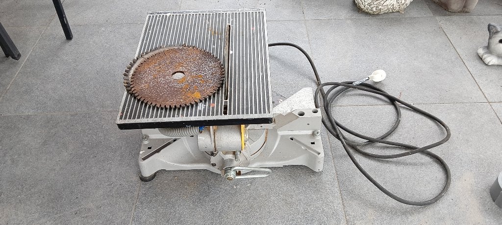 Dewalt cirkelzaag, Ophalen, Gebruikt, Cirkelzaag, 600 tot 1200 watt
