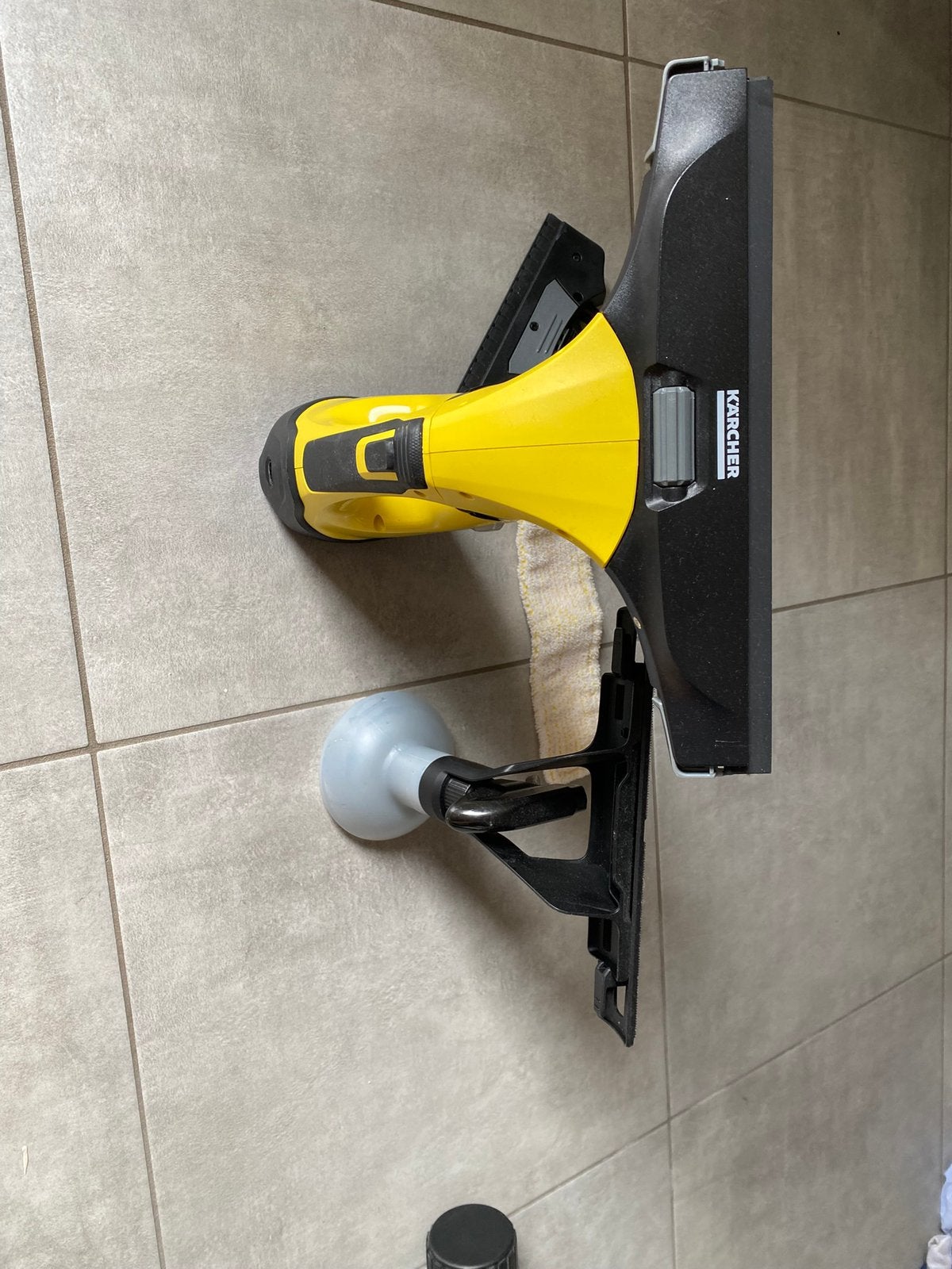 Karcher raamwisser, Ophalen
