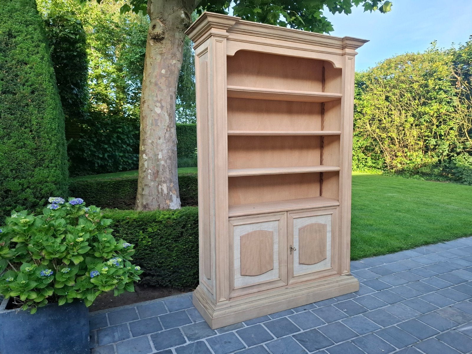 Bibliothèque en différents types de bois. Aérogommé., Enlèvement ou Envoi