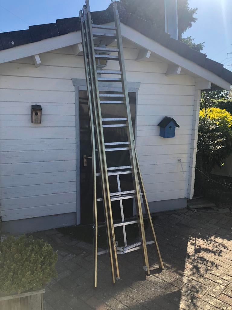 Alu ladder 3 delen uitschuifbaar, Ophalen, Ladder