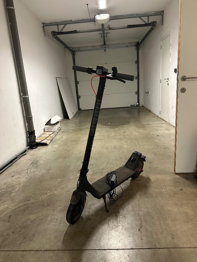Xiaomi Electric Scooter 4 Lite (Gen 2), Vélos & Vélomoteurs, Trottinettes, Enlèvement ou Envoi, Comme neuf, Step électrique (E-scooter)