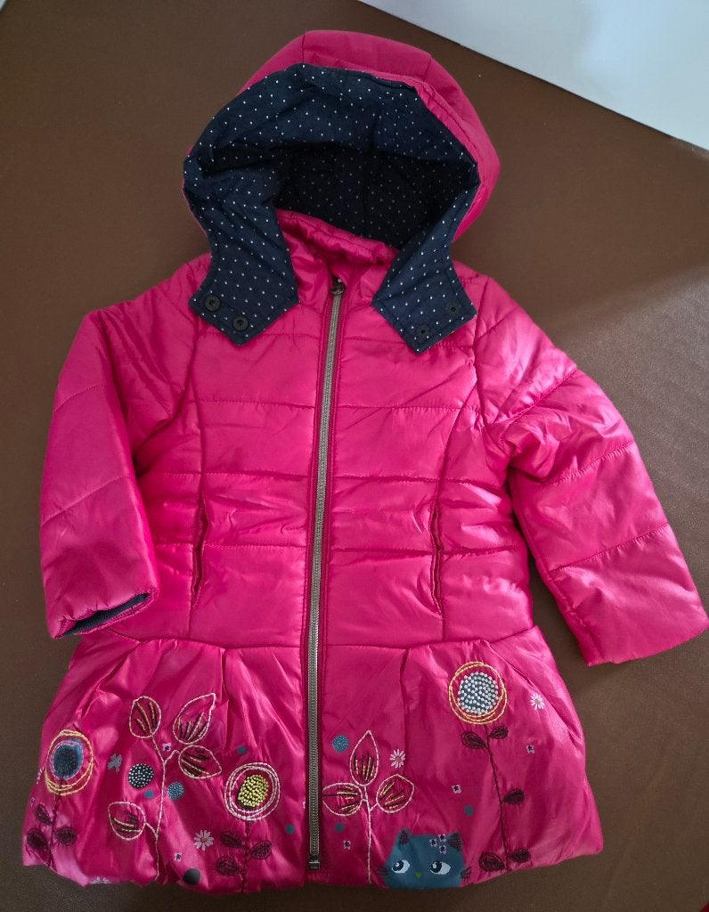 Donsjack voor meisjes CATIMINI 2 jaar fuchsiaroze borduursel, Kinderen en Baby's, Ophalen, Catimini, Meisje, Zo goed als nieuw