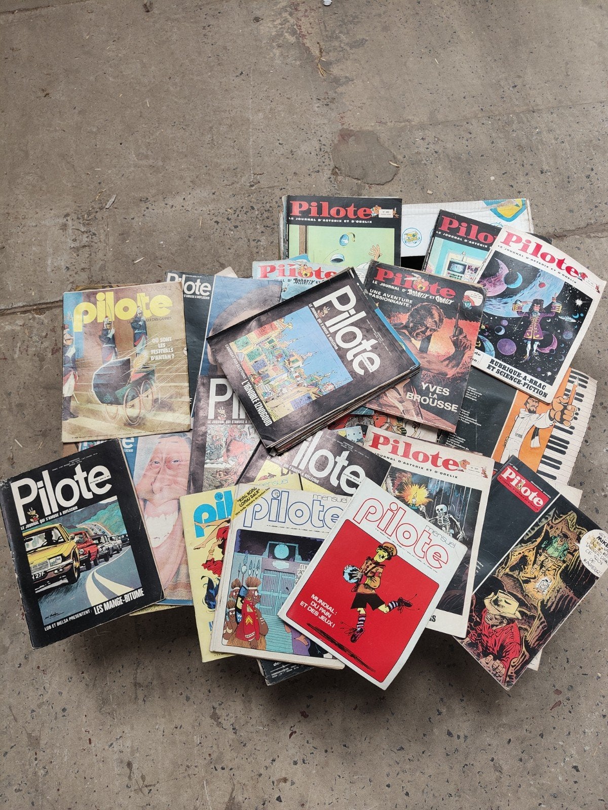 LOT magazine PILOTE, Enlèvement ou Envoi