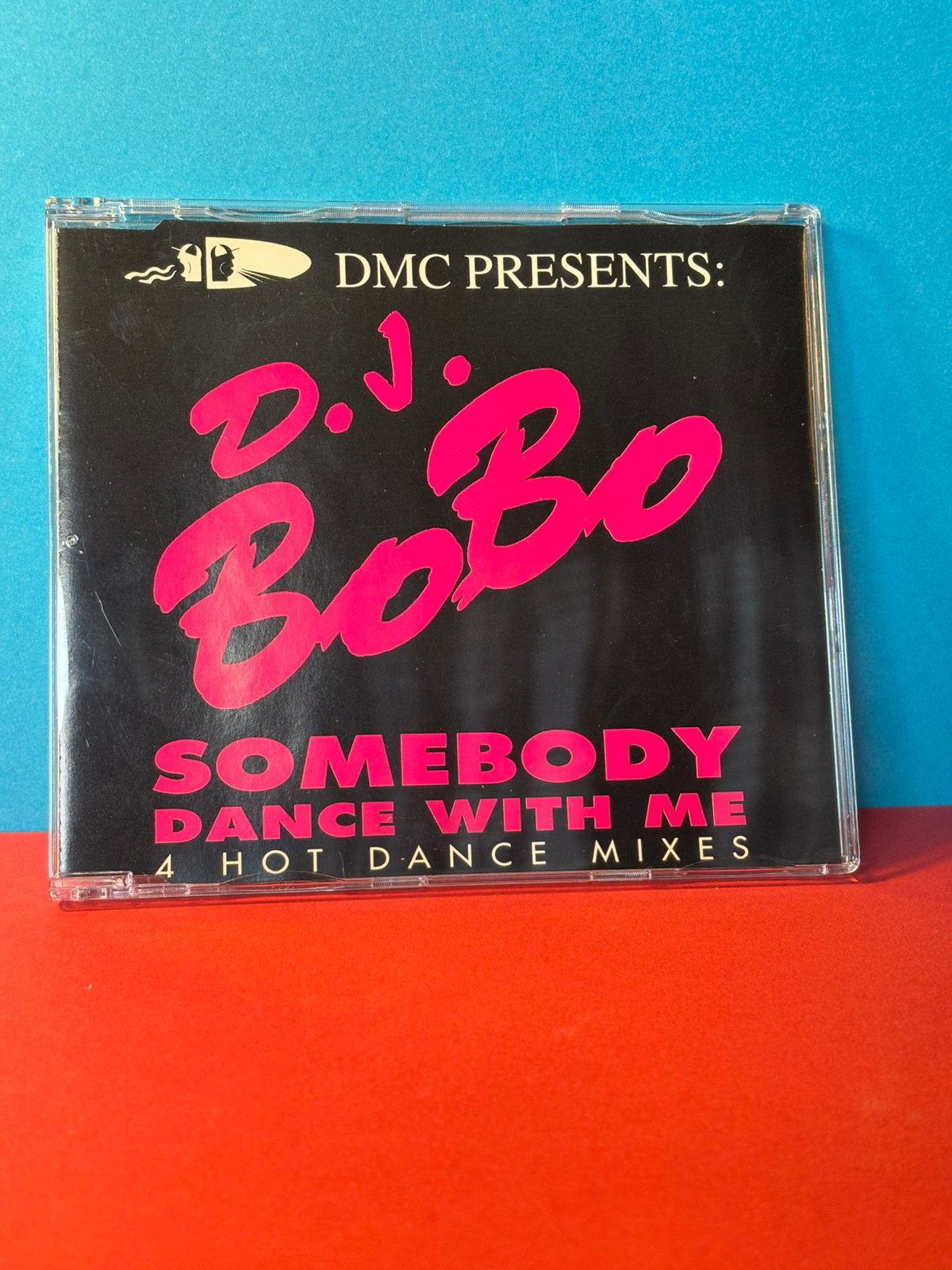 DMC presents : d.j bobo - somebody dance with me, Cd's en Dvd's, Cd's | Dance en House, Verzenden, Zo goed als nieuw, Dance
