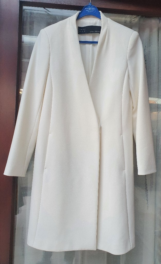 Witte jas van Zara Basic maat XS, Vêtements | Femmes, Vestes | Hiver, Comme neuf, Taille 34 (XS) ou plus petite, Blanc, Enlèvement ou Envoi