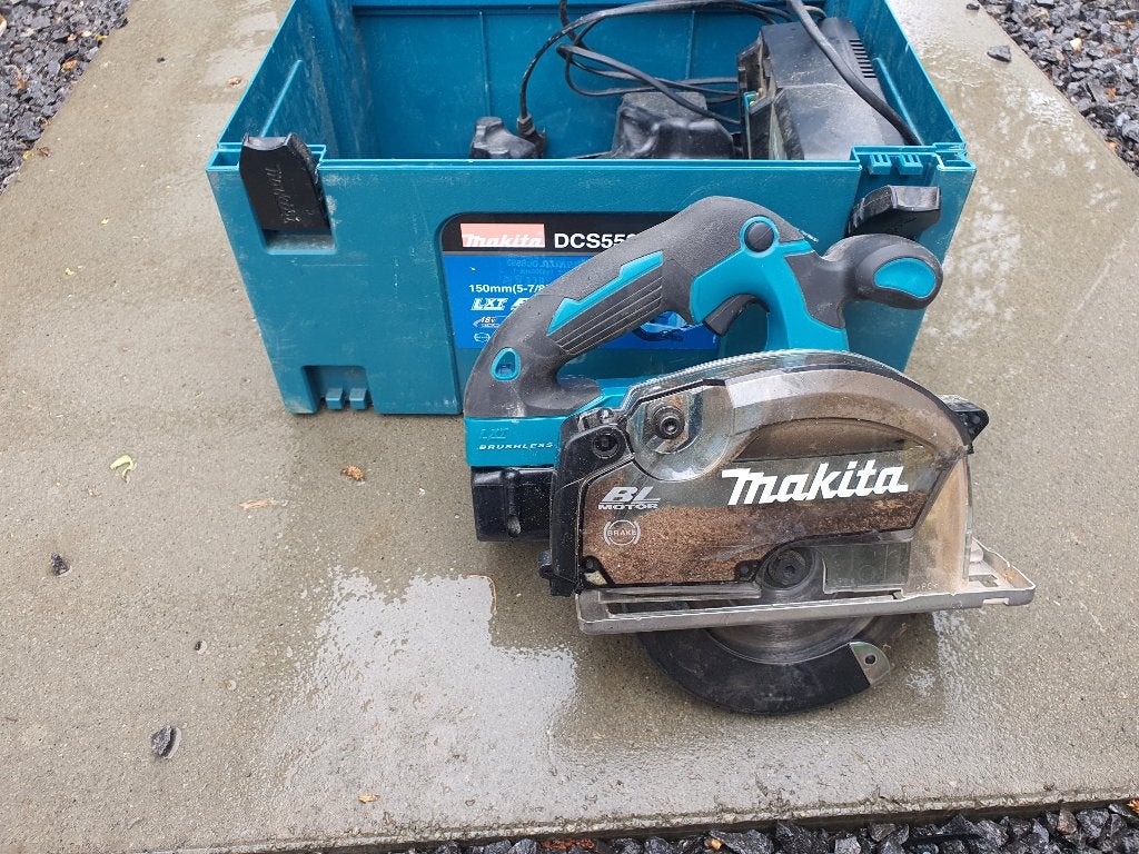 makita DCS553Z 18v Metaal cirkelzaag 150 mm Body | met accu, Doe-het-zelf en Bouw, Gereedschap | Zaagmachines, Ophalen, Cirkelzaag