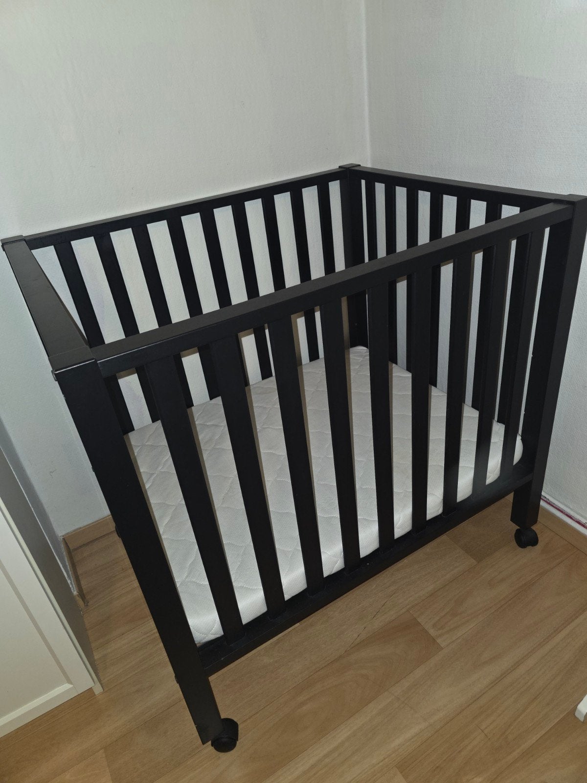 Babypark zwart, Kinderen en Baby's, Ophalen, Zo goed als nieuw, Vierkant, In hoogte verstelbaar