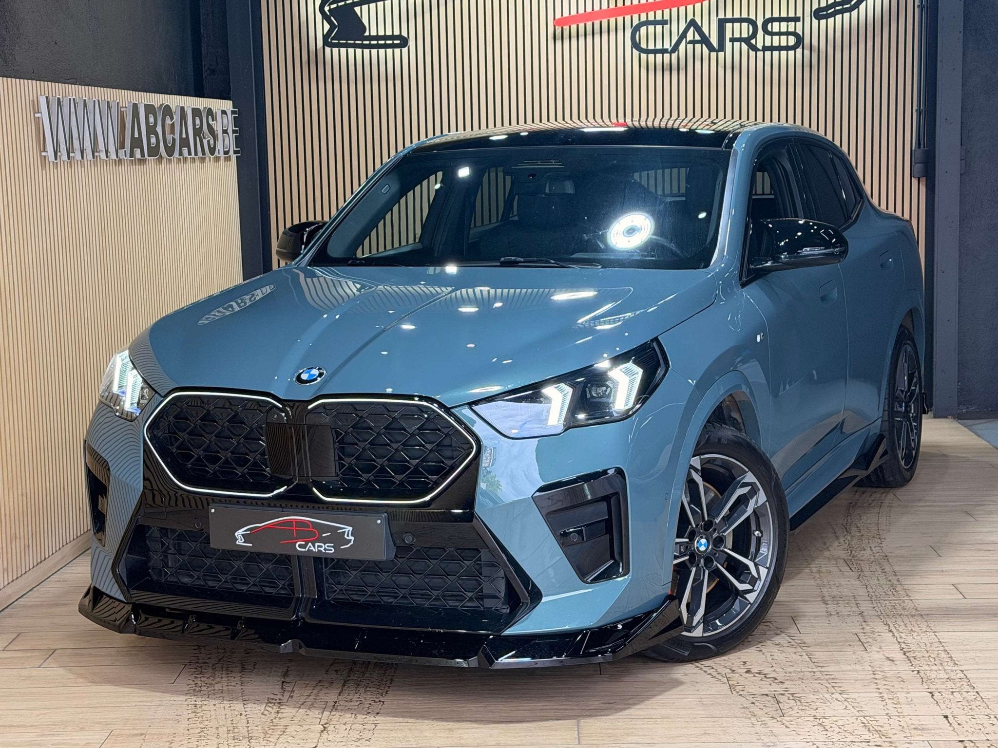 BMW X2 2.0 dAS sDrive18 * PACK M PERFORMANCE * GARANTIE 12 M, Cuir, Argent ou Gris, 110 kW, Entreprise