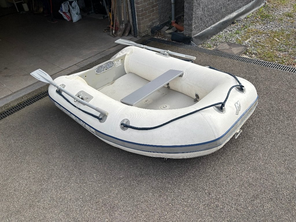 Zodiac 2.40m, Enlèvement, Utilisé, Moteur hors-bord, Quicksilver
