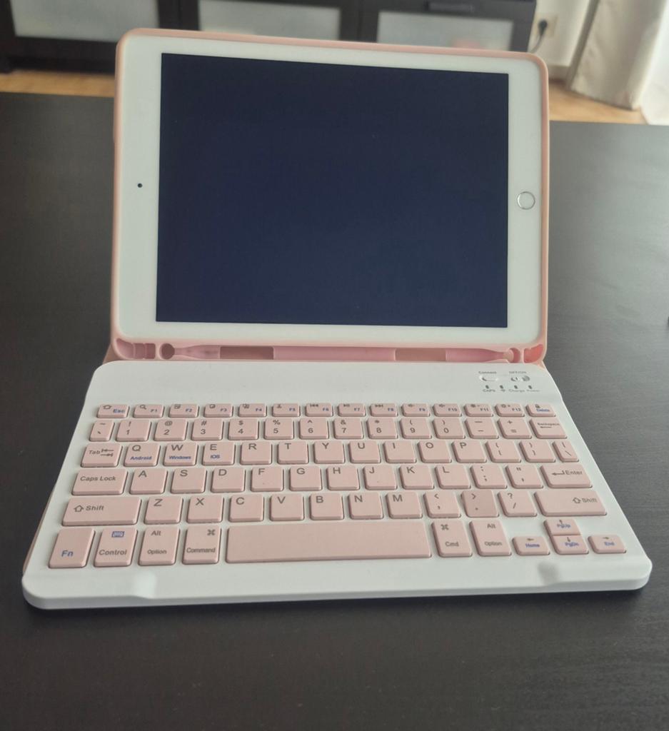 Apple Ipad Air 2 - 128 GB
- Très bon état, Informatique & Logiciels, Apple iPad Tablettes, Enlèvement