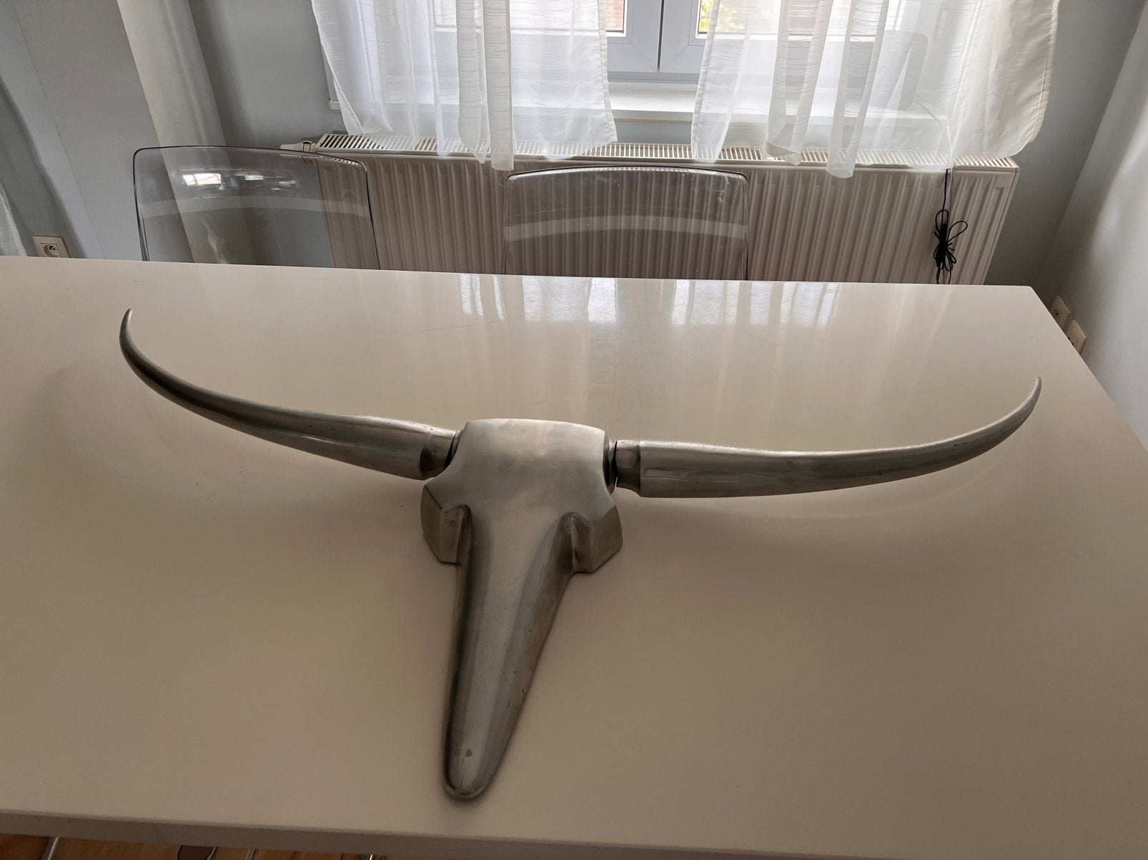 Tete taureau, Metaal, Wandsculptuur, Zilver, 60 cm