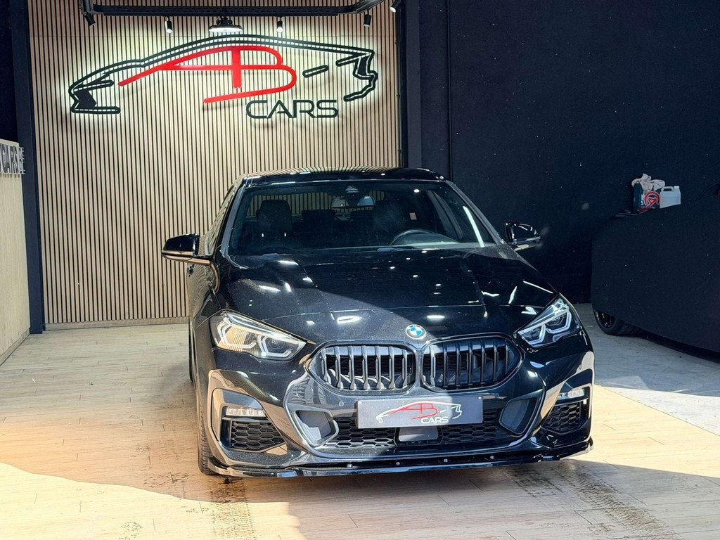 BMW 2 Serie 216 DA * Gran Coupé * PACK M PERFORMANCE * 1ER, Auto's, Automaat, 4 deurs, Gebruikt, 116 pk