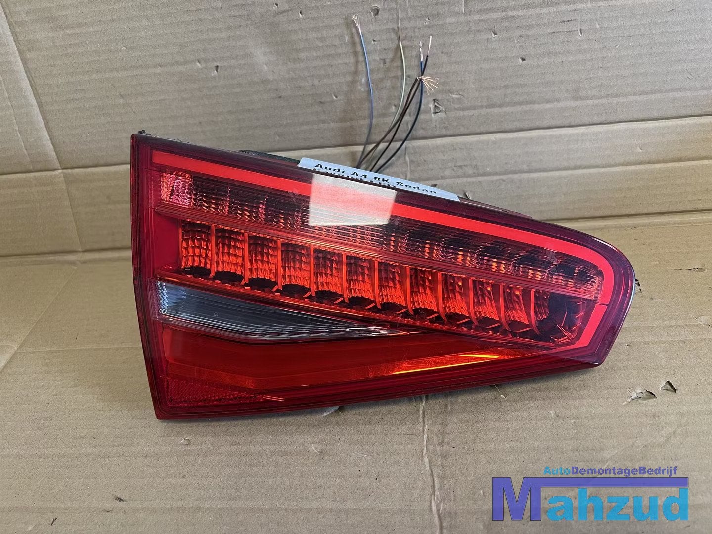 AUDI A4 B8 8K sedan FACELIFT LED Achterlicht Links binnen 20, Auto-onderdelen, Gebruikt, AUDI AG, Auto-Union-Strasse 1
85045  Ingolstadt, DE