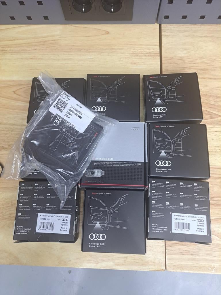Audi instapverlichting, Ophalen, Nieuw, Audi