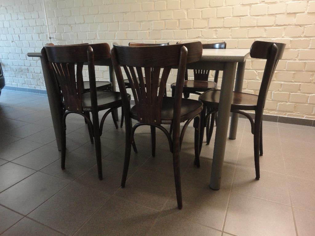 Tafel 1,40 x 0.9 x 1.77 en 6 houten stoelen met gebogen rug, Huis en Inrichting, Ophalen, 100 tot 150 cm, 50 tot 100 cm, Vijf personen of meer