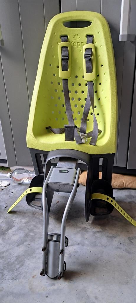 Fietsstoeltje Thule yepp maxi, Ophalen