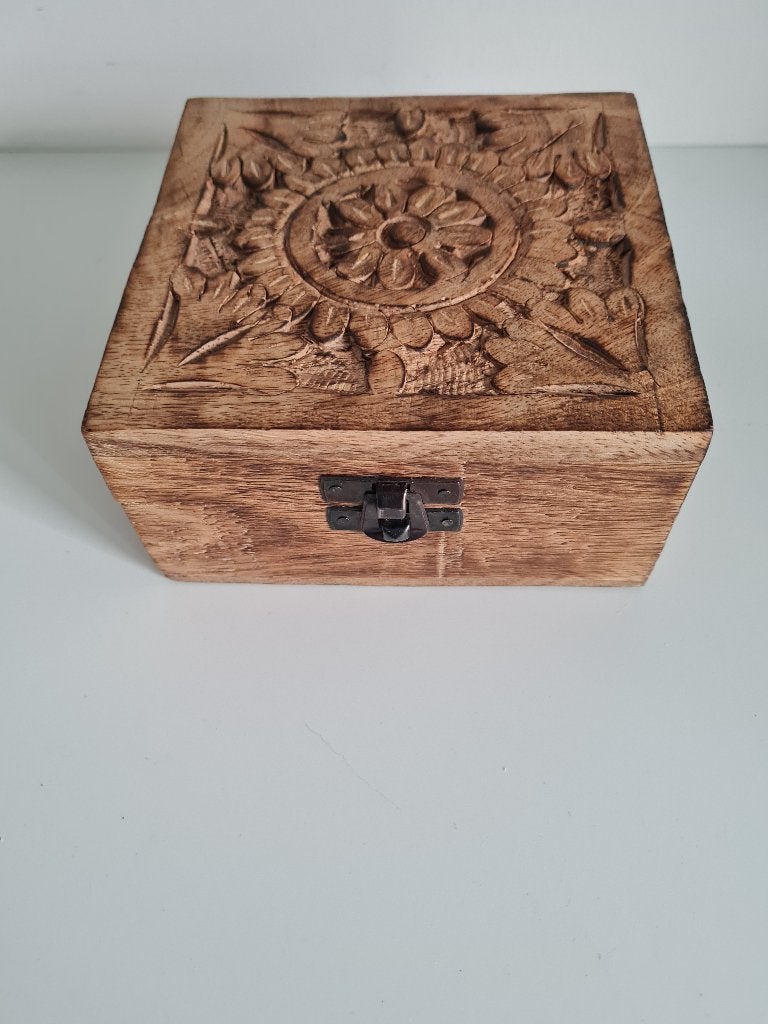 Houten kistje/juwelenkist gesculpteerd deksel, Ophalen of Verzenden