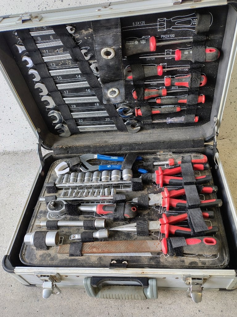 Aluminium gereedschapskoffer, Ophalen, Gevuld, Gebruikt