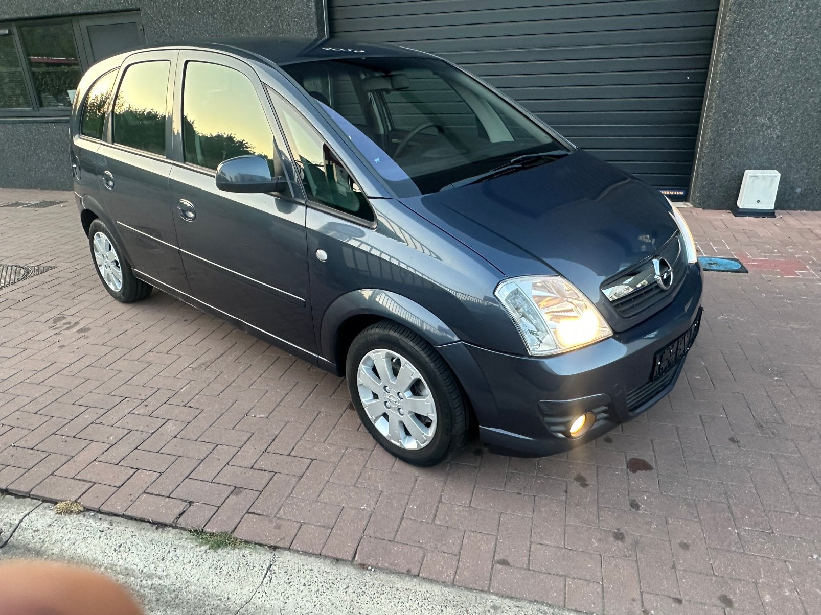 Opel Meriva 1.6 Automaat, Airco, CarPlay & 1 Jaar Garantie, Autos, Argent ou Gris, Achat, Carnet d'entretien, 5 portes