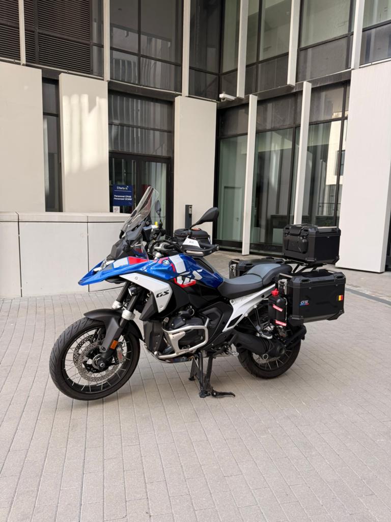 Bmw GS 1300 Trophy (04/2024) full option Excellent état, Motos, Motos | BMW, Permis Moto A, Occasion, Plus de 35 kW, Poignées chauffantes