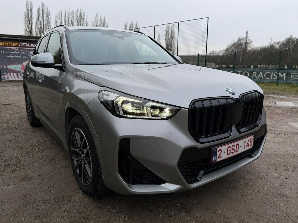 BMW X1 sDrive18i M Sport 2025 | HK | Keyless | Memory, Auto's, 4 cilinders, Leder, 5 zetels, 5 deurs