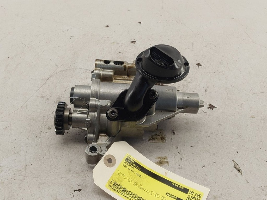 OLIEPOMP Audi A4 Avant (B8) (|06H115105AM|06H115105BF|), Info@audi.de, Audi, Audi AG, Gebruikt