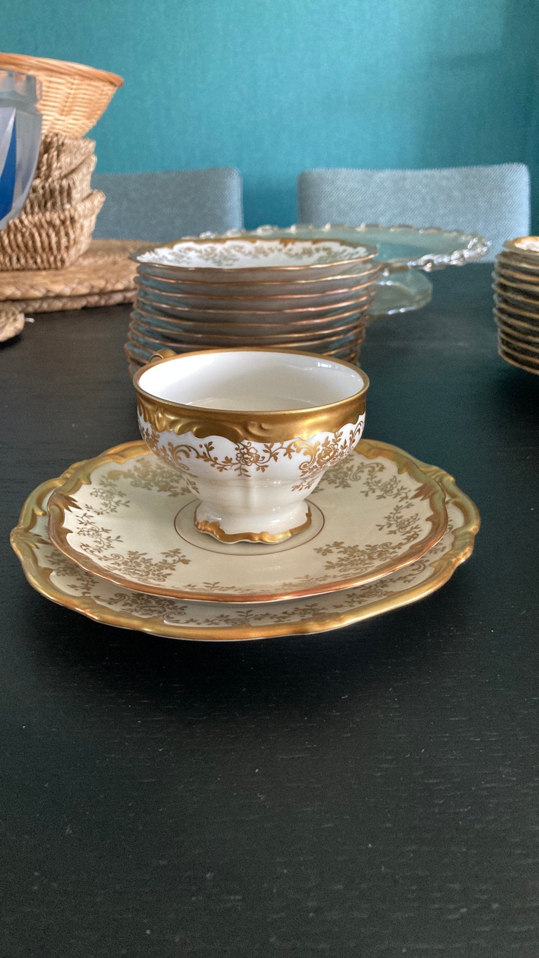 Vaisselle en porcelaine haut de gamme, Enlèvement