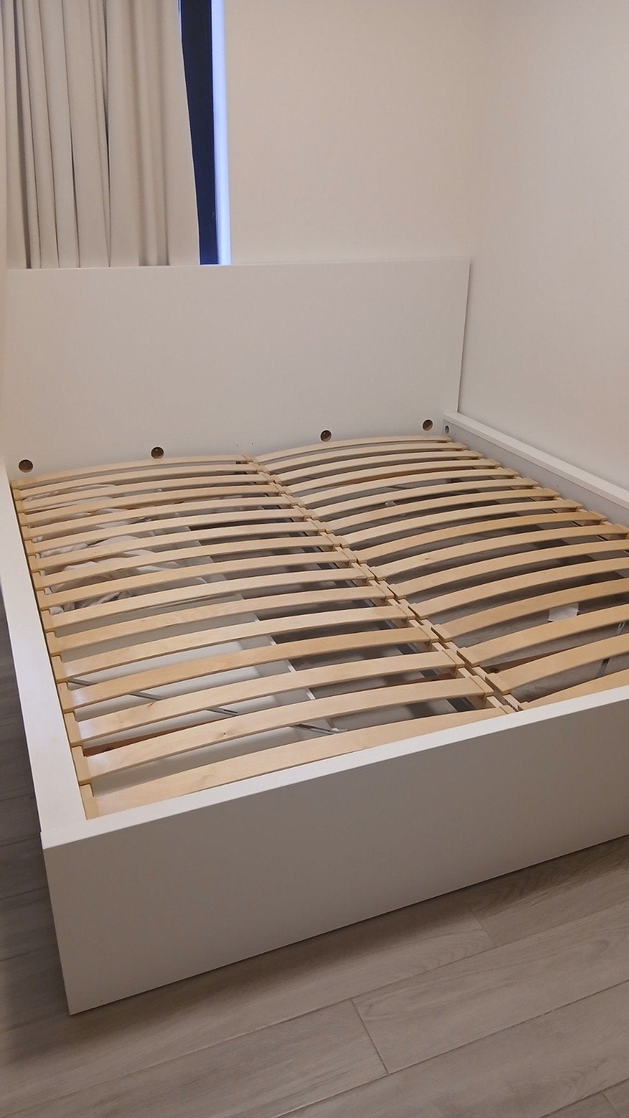 Lit 180x200cm Malm ikea 2 tiroirs, Enlèvement, Blanc