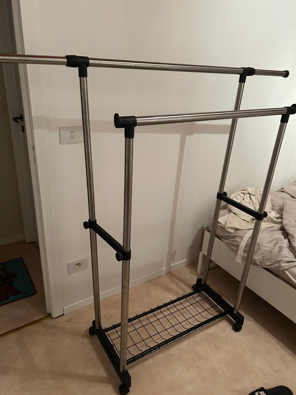 Kledingrek 90 - 160 cm, Ophalen, Met wielen, Gebruikt