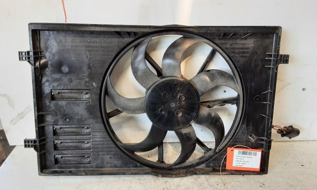 RADIATEUR VENTILATEUR Volkswagen Passat (3G2) (5Q0959455BF), Volkswagen, Volkswagen AG, Utilisé, Kundenbetreuung@volkswagen.de