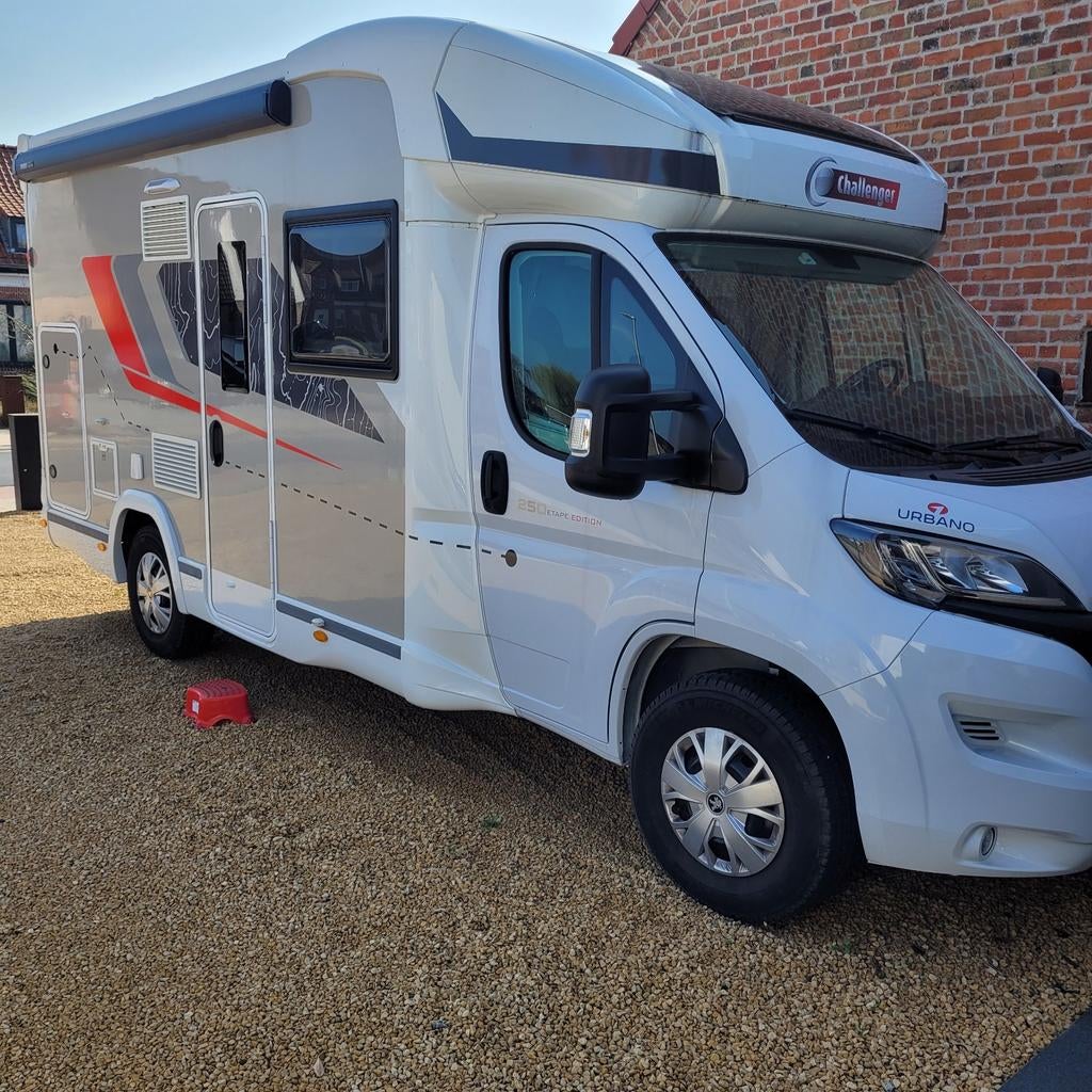 Camper, Chemisch toilet, Challenger, Particulier, 6 tot 7 meter