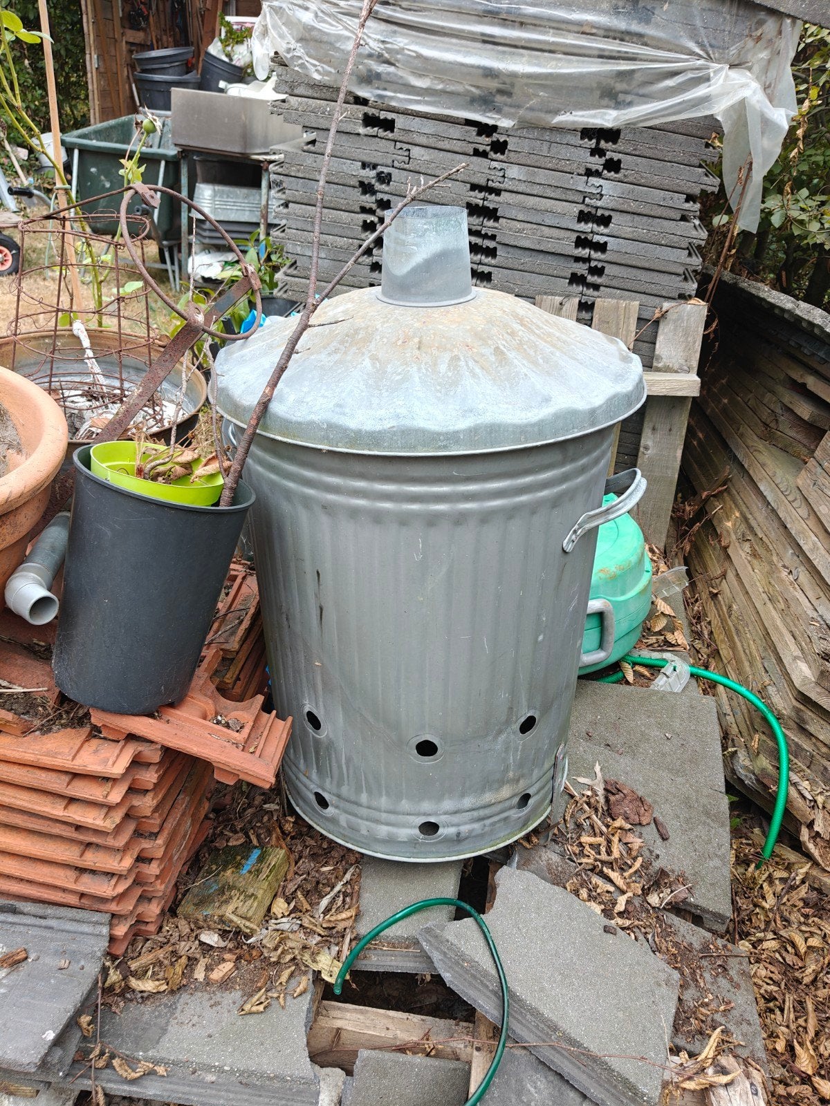 Tuinafval verbrandingsoven nieuwstaat, Ophalen