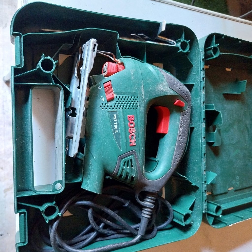 Te koop., Doe-het-zelf en Bouw, Gereedschap | Zaagmachines, Ophalen, Zo goed als nieuw, Bosch groen, Minder dan 600 watt