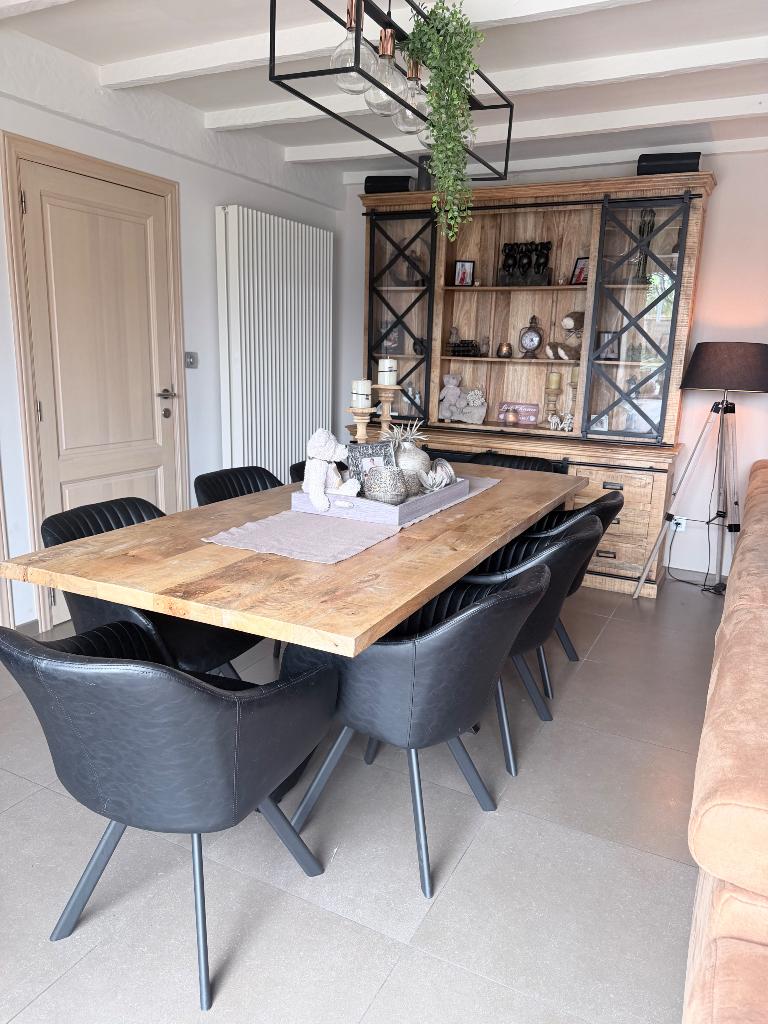 Eetplaats met 8 stoelen, Ophalen, Zo goed als nieuw, Landelijk, 6 tot 8 stoelen