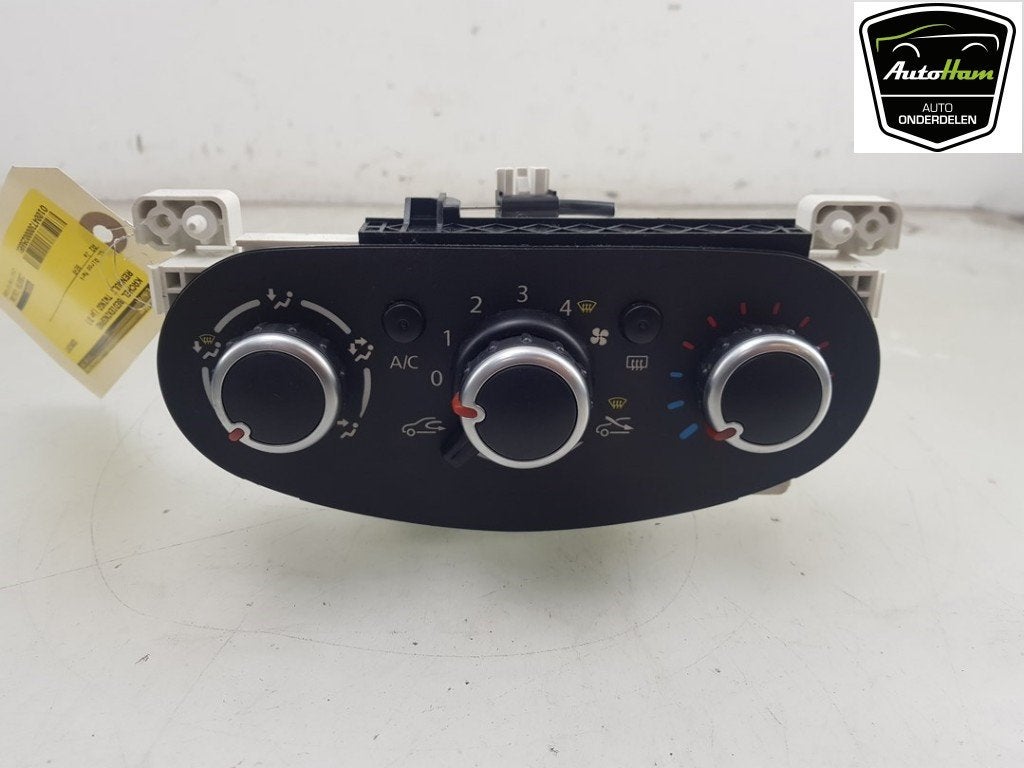 BEDIENINGSPANEEL VERWARMING Renault Twingo III (AH), Dhr. J. Ham, Gebruikt, Renault, Administratie@autoham.nl