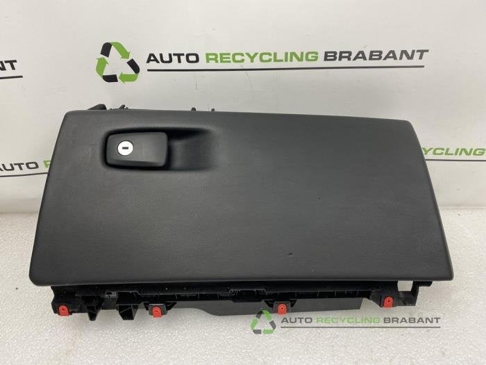 Boîte à gants d'un BMW X5, -, 3 mois de garantie, Utilisé, -