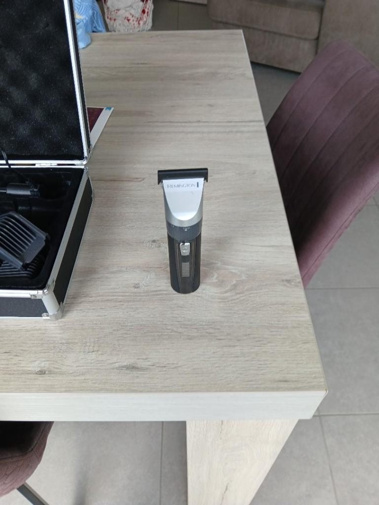 Tondeuse à cheveux de marque Remington à vendre, Enlèvement, Neuf, Soin des cheveux