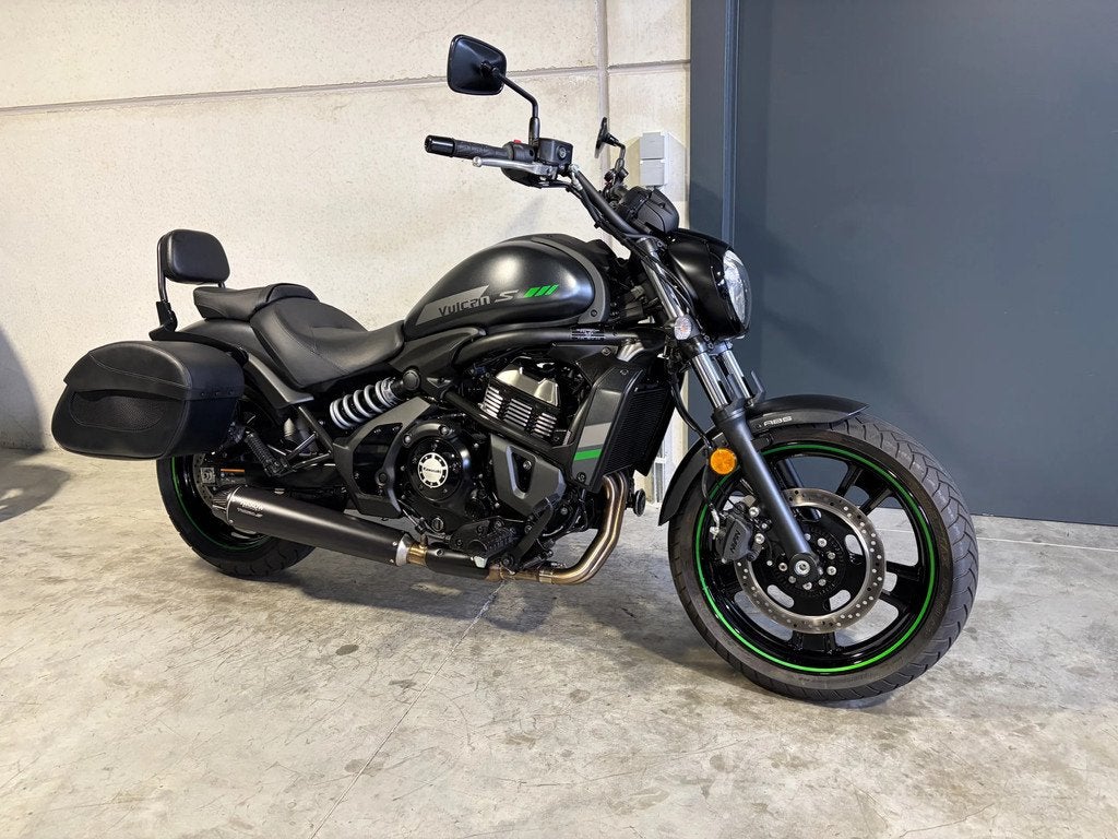 Kawasaki Vulcan S SE 35kW met Arrow uitlaat en tassenset als, Motoren, Chopper, Bedrijf, 650 cc, 12 t/m 35 kW