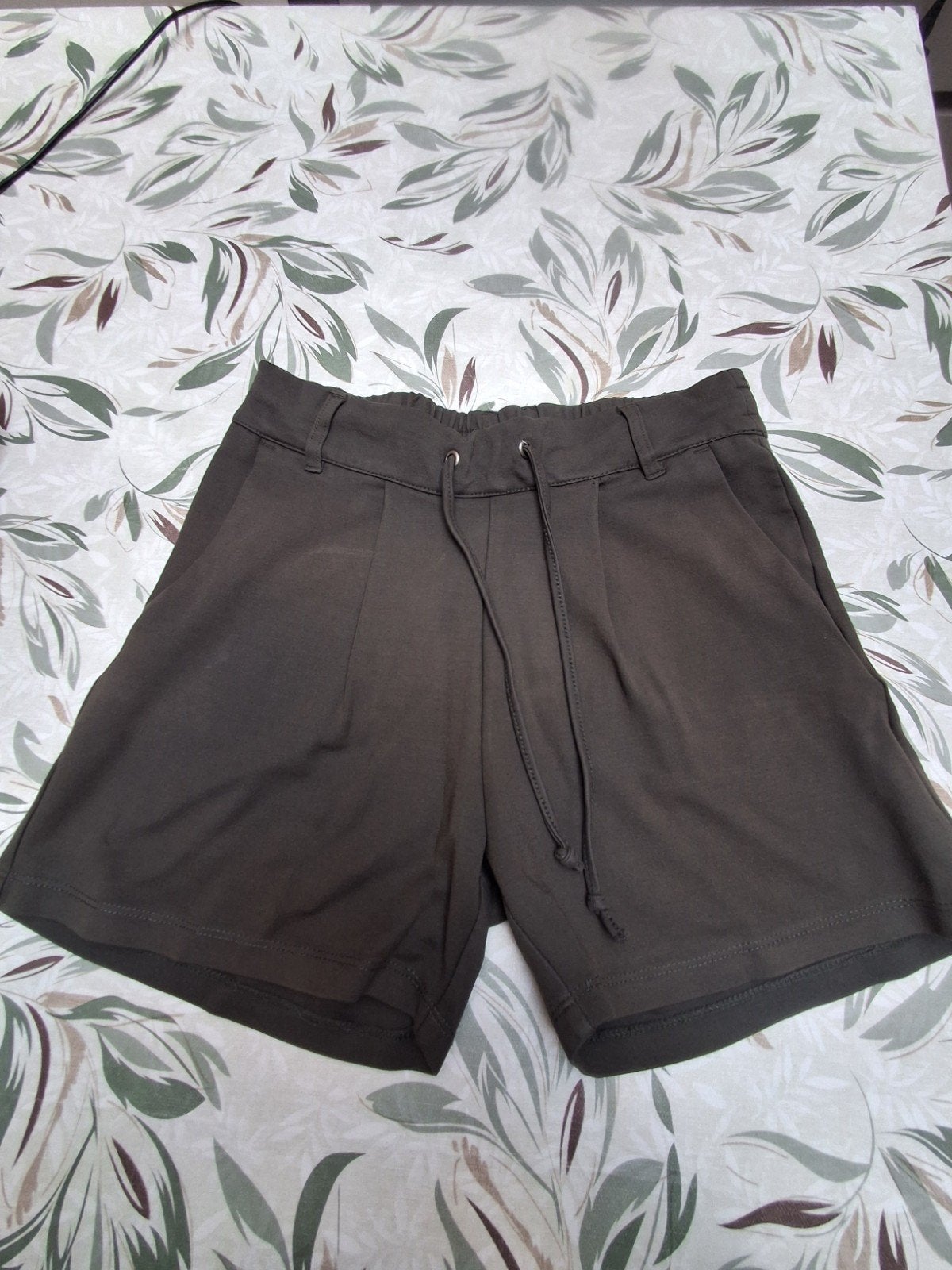 Short dames, Vêtements | Femmes, Packs de vêtements pour femmes, Enlèvement ou Envoi, Porté, Taille 36 (S)