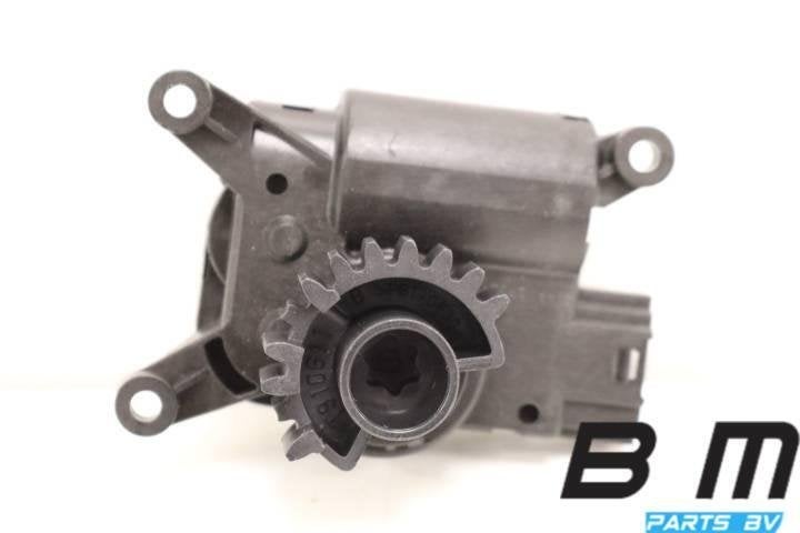 Kachelklep motor VW Caddy 2K 5Q0907511H, Utilisé
