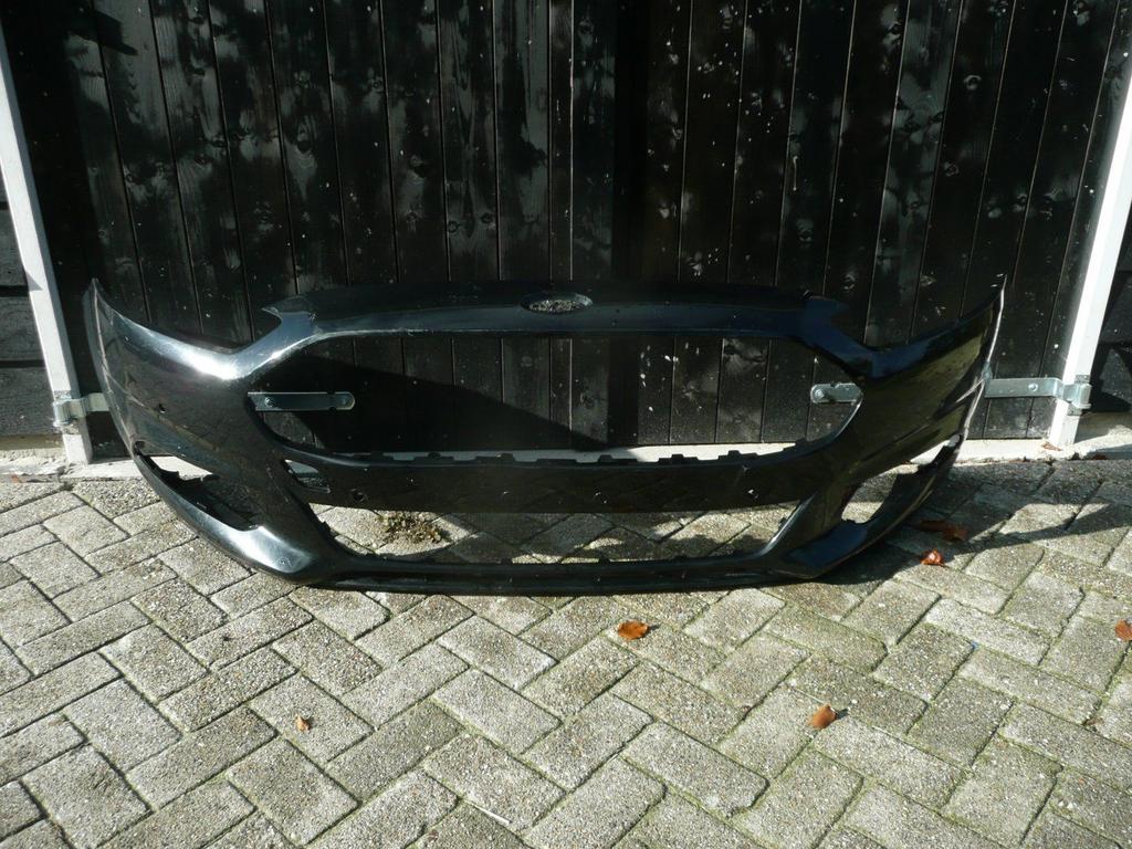 Ford Mondeo IV Bumper Voorbumper 6x PDC Gaten DS731775, Gebruikt, -, Voor, -