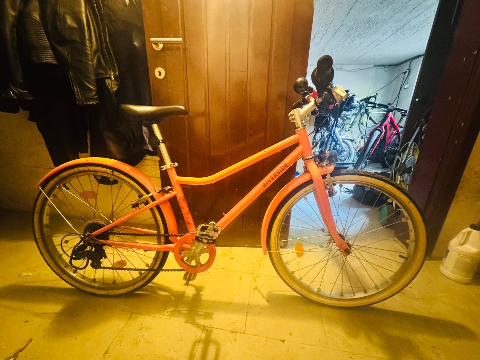 Meisjesfiets, Ophalen, Zo goed als nieuw