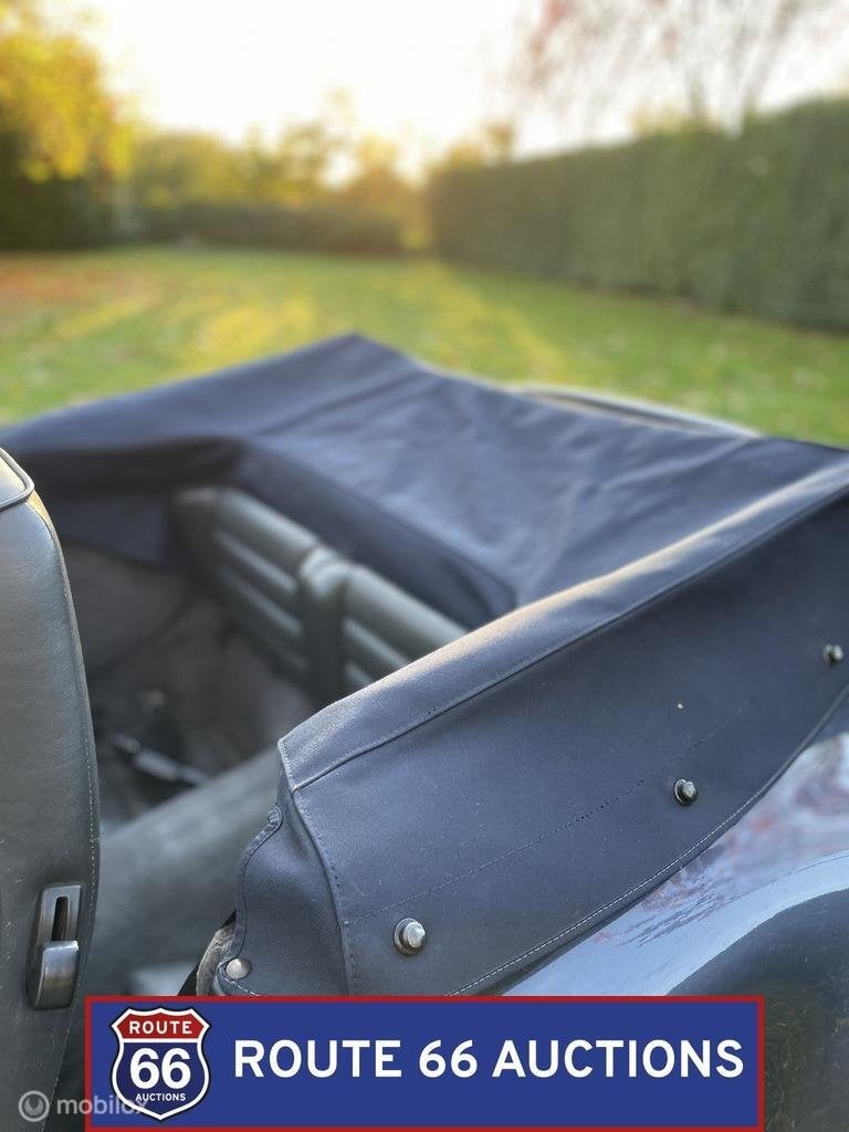 Porsche 911 Carrera 4 Cabriolet | 1990 | Route 66 Auctions, foto 5