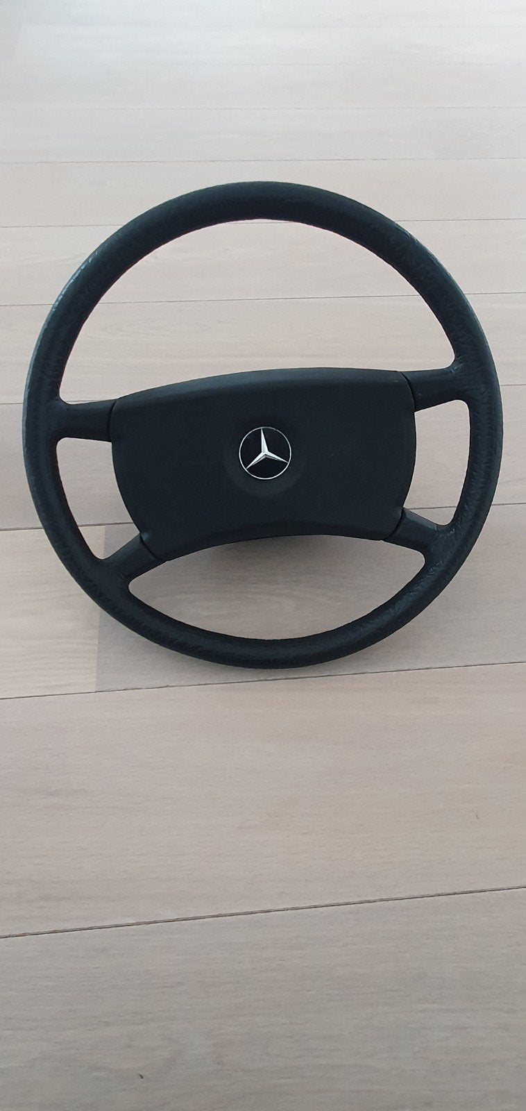 Volant d'origine Mercedes SL type 107, Enlèvement