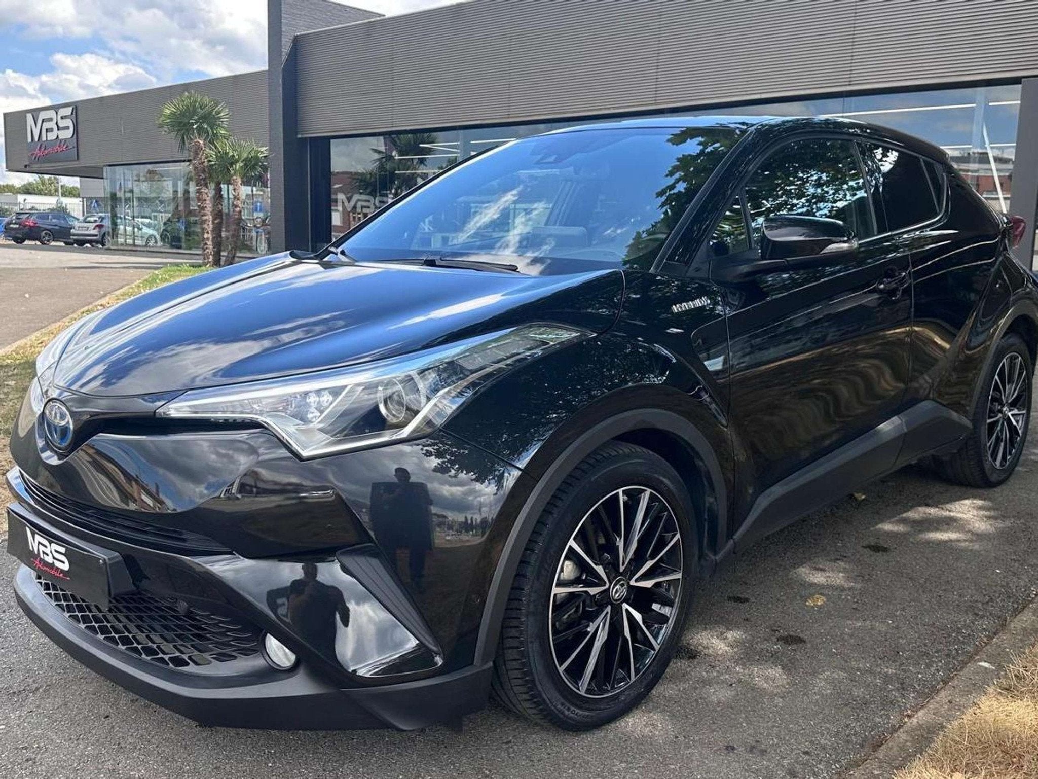 Toyota C-HR * Hybrid 1.8i* AUTO* LED* GARANTIE 12 MOIS* NAVI, Auto's, Gebruikt, 72 kW, Zwart, Leder