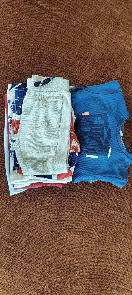 Paquet de vêtements pour jeunes taille 92/98, Enlèvement, Comme neuf, Garçon