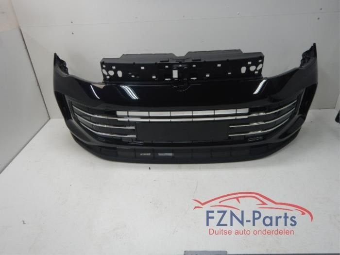 VW Tiguan 571 Voorbumper 6PDC LC9X Elegance Uitvoering, Ophalen of Verzenden, Gebruikt, Voor, Bumper